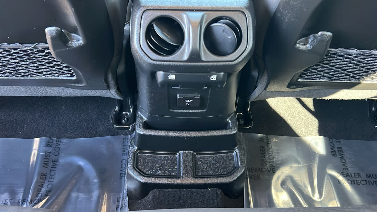 Thumbnail: 2024 Jeep Wrangler - 25