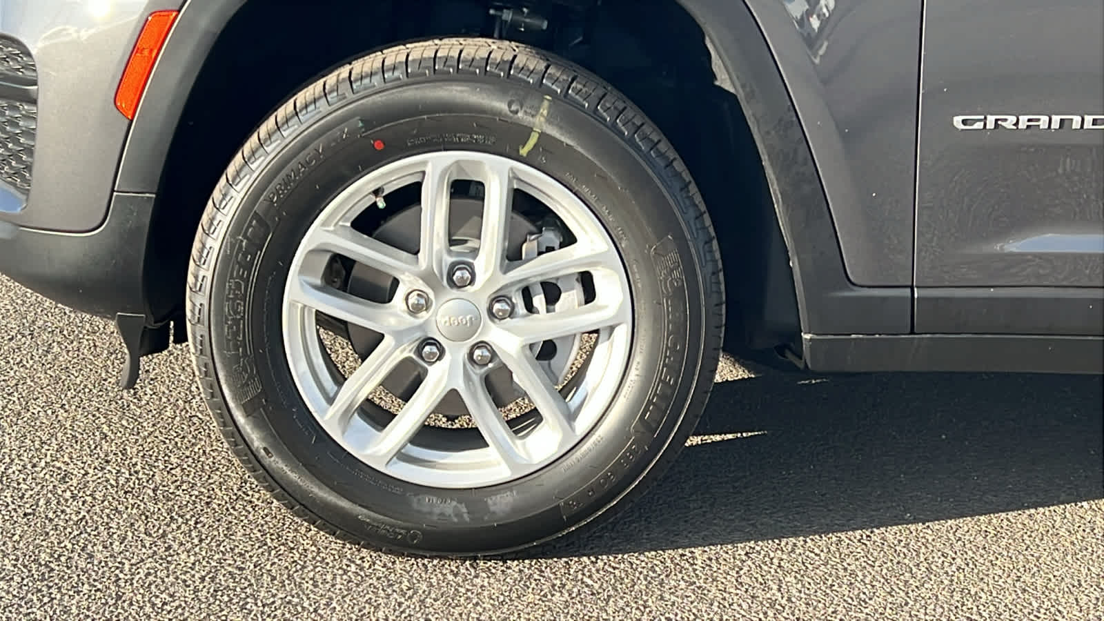 Thumbnail: 2026 Jeep Grand Cherokee - 9