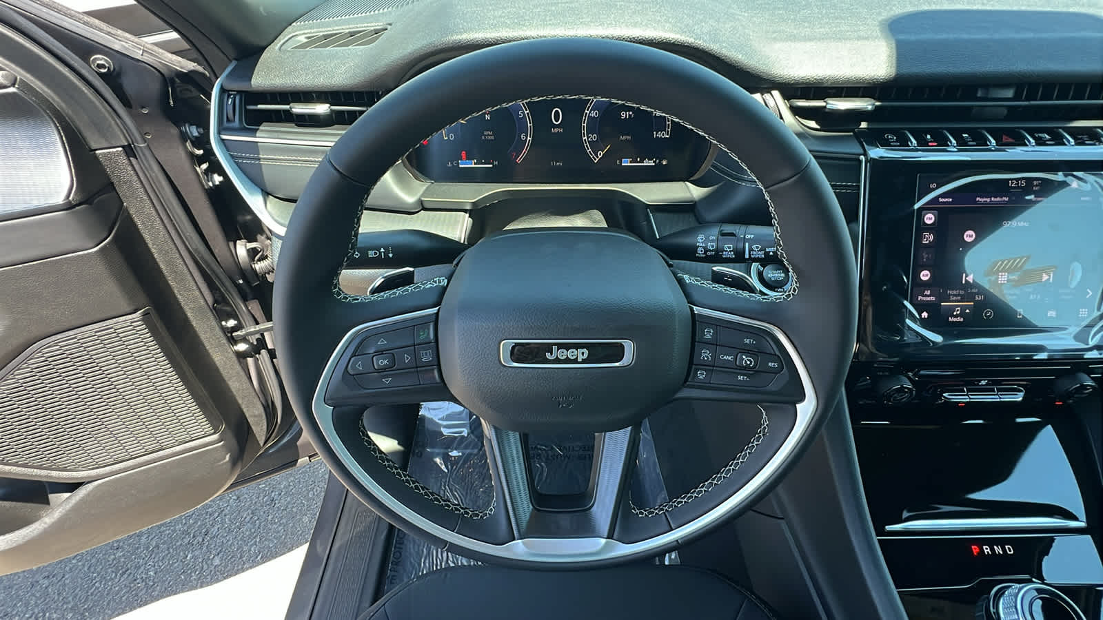 Thumbnail: 2025 Jeep Grand Cherokee L - 18