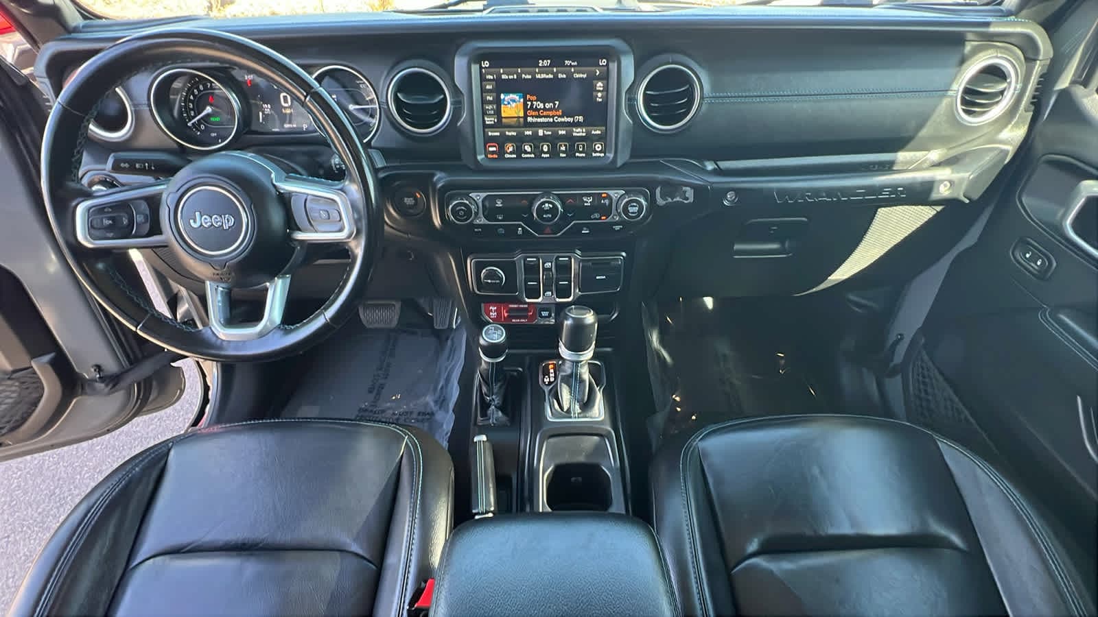 Thumbnail: 2021 Jeep Wrangler - 26