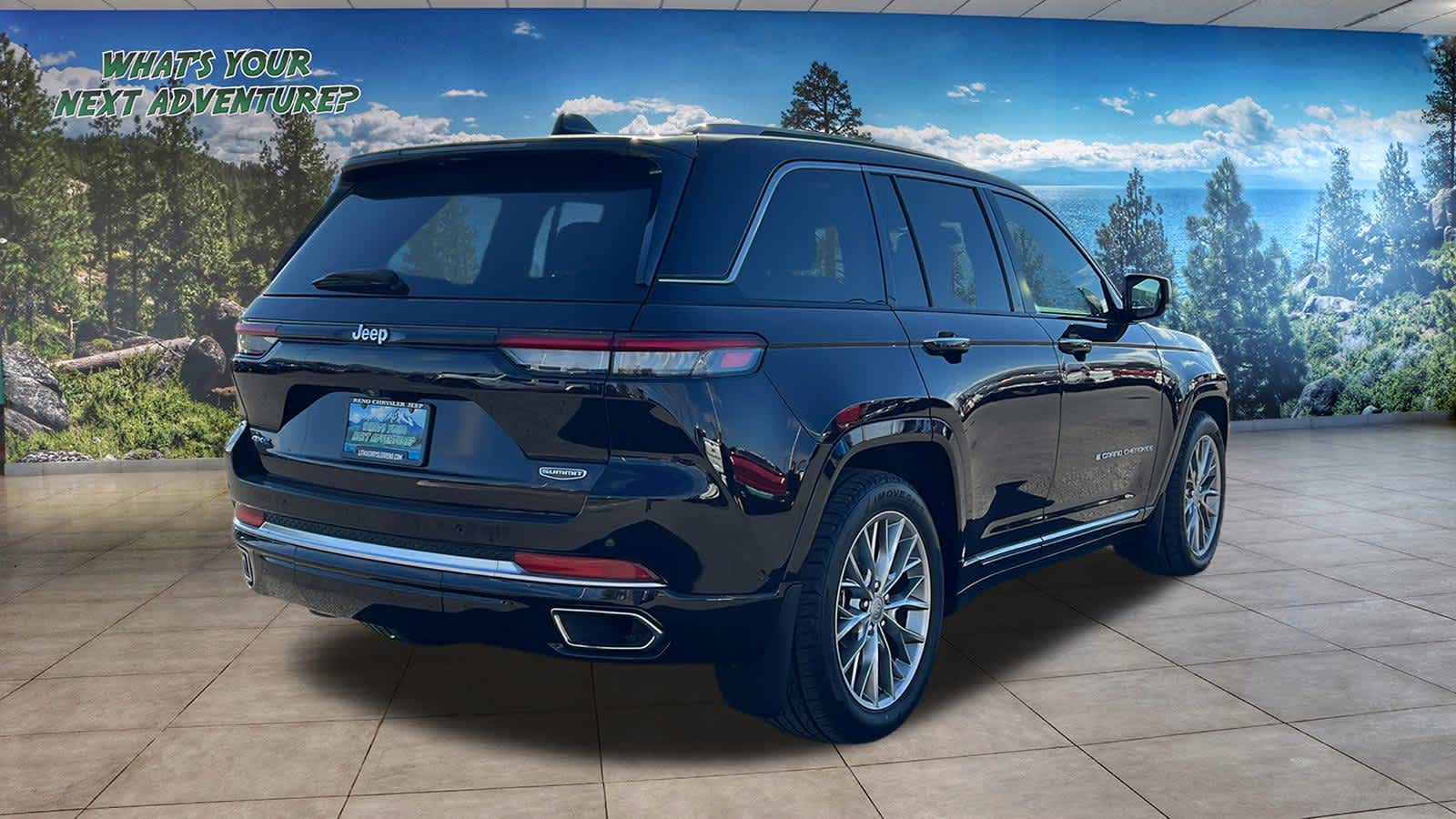 Thumbnail: 2022 Jeep Grand Cherokee - 5