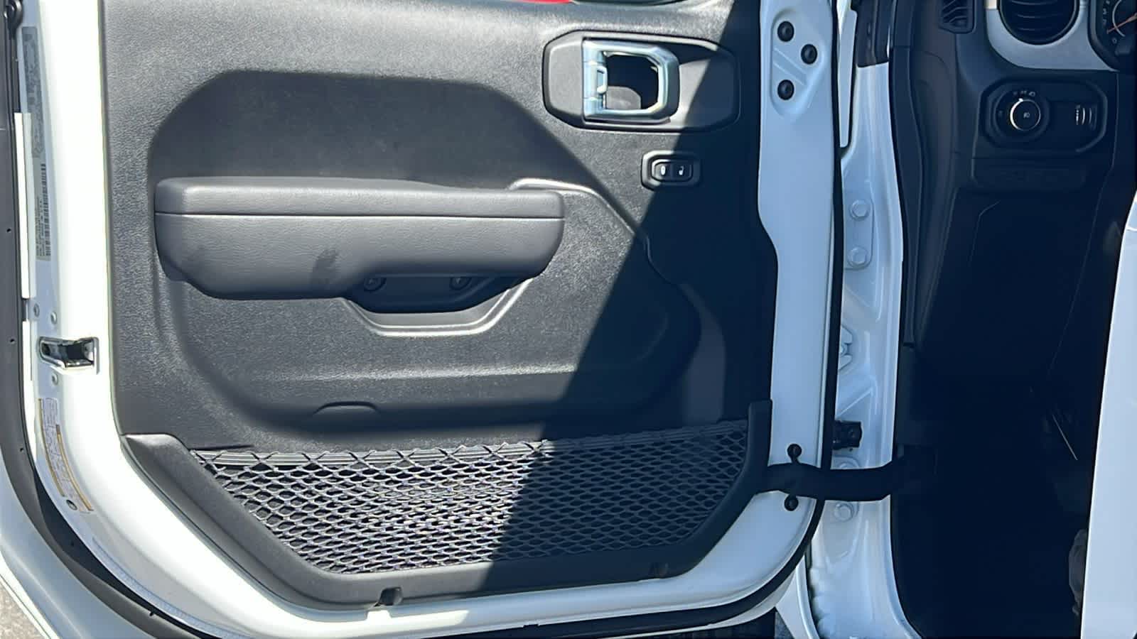 2026 Jeep Wrangler 2-Door Sport - Photo 23