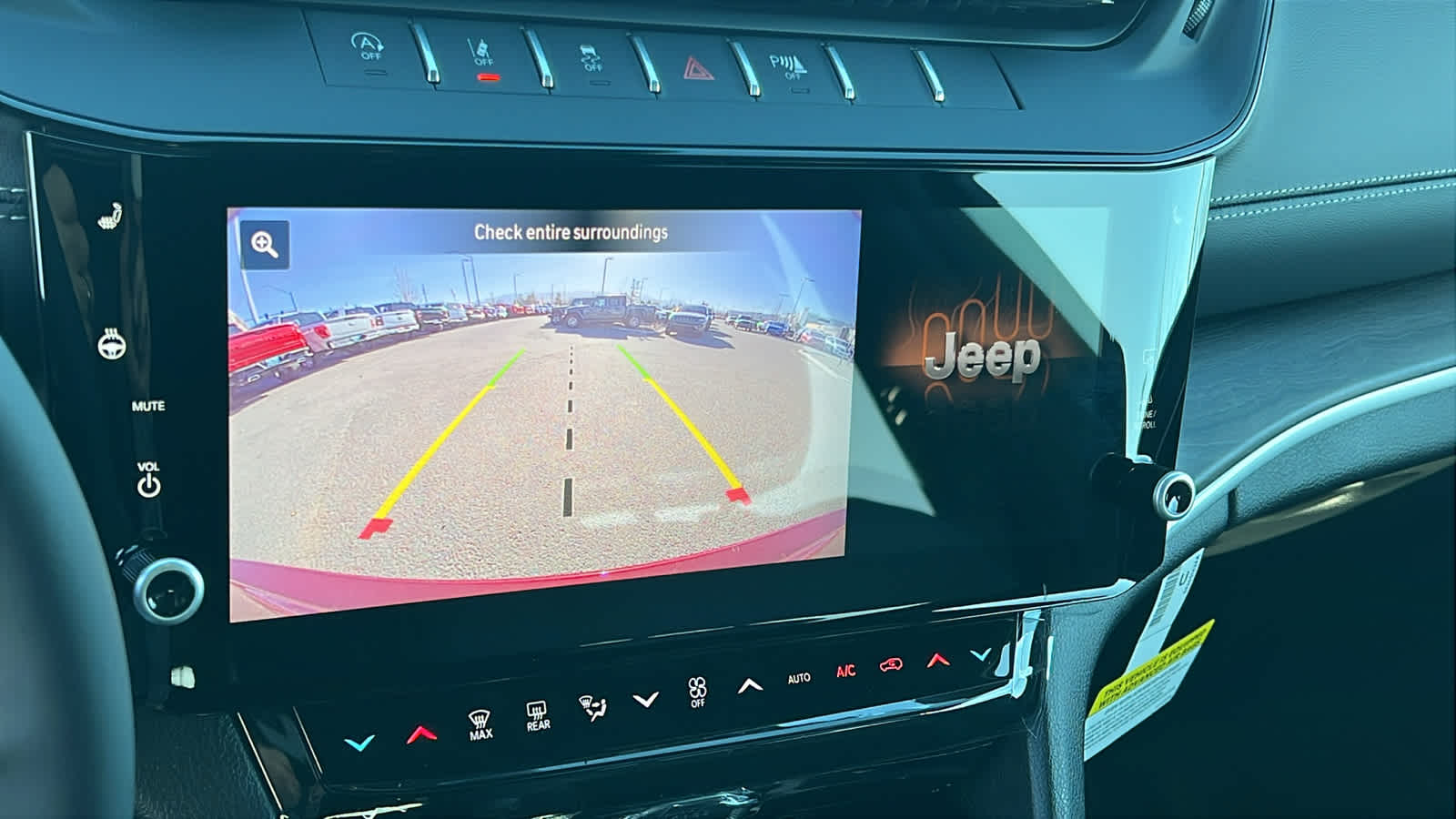 Thumbnail: 2026 Jeep Grand Cherokee - 16