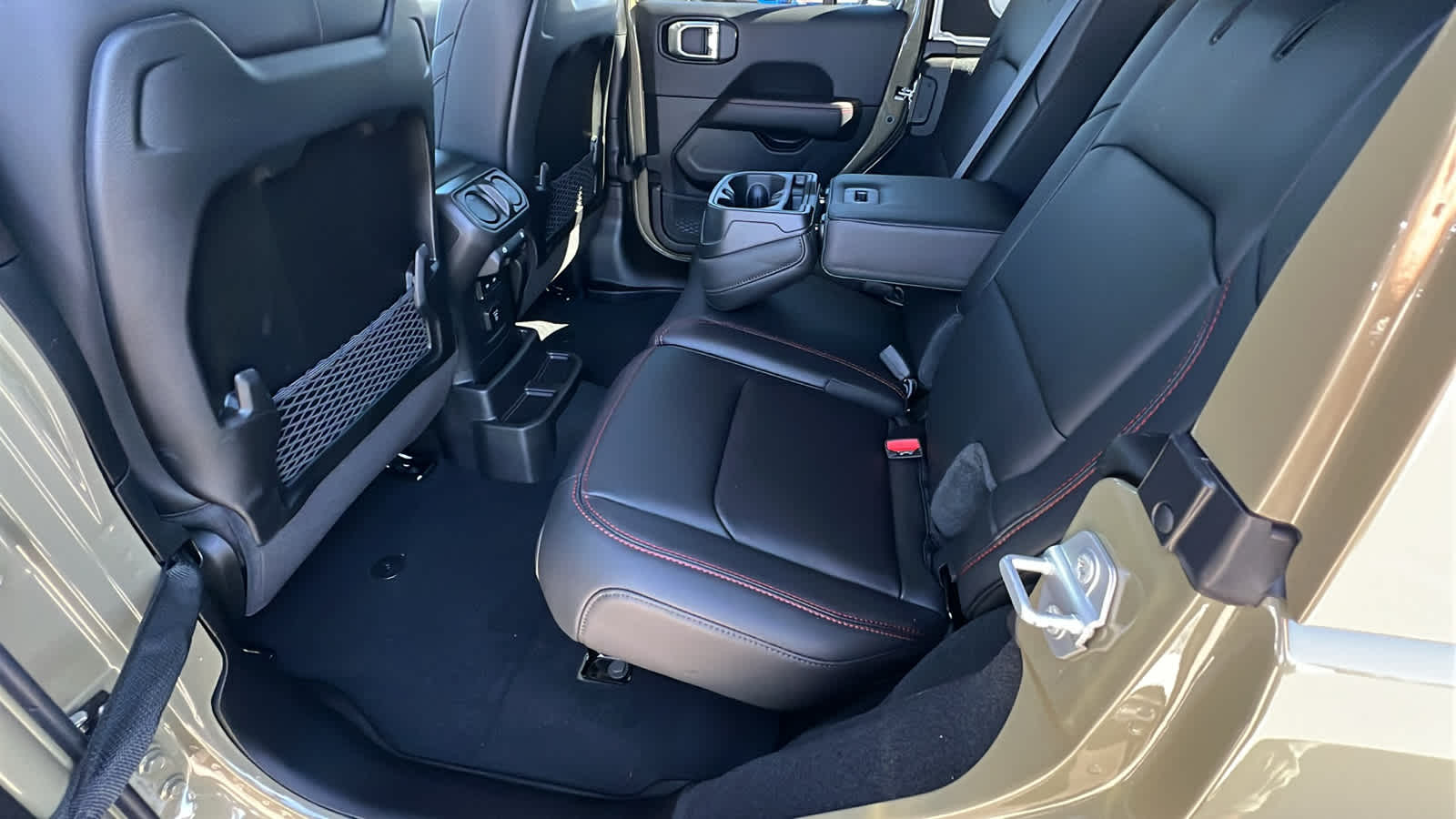 Thumbnail: 2026 Jeep Wrangler - 24