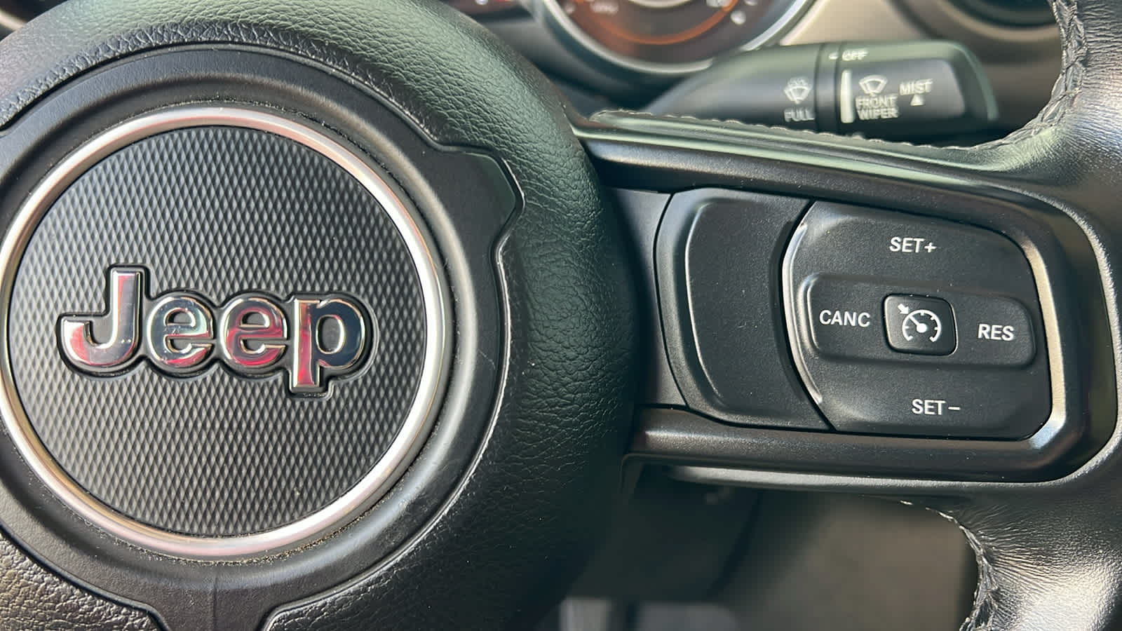 Thumbnail: 2020 Jeep Gladiator - 20