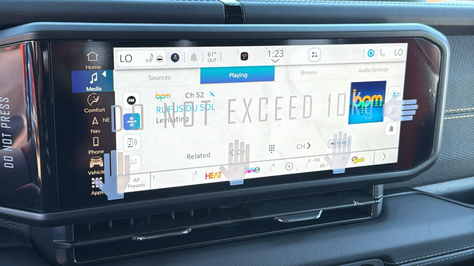 Thumbnail: 2025 Jeep Wrangler - 15