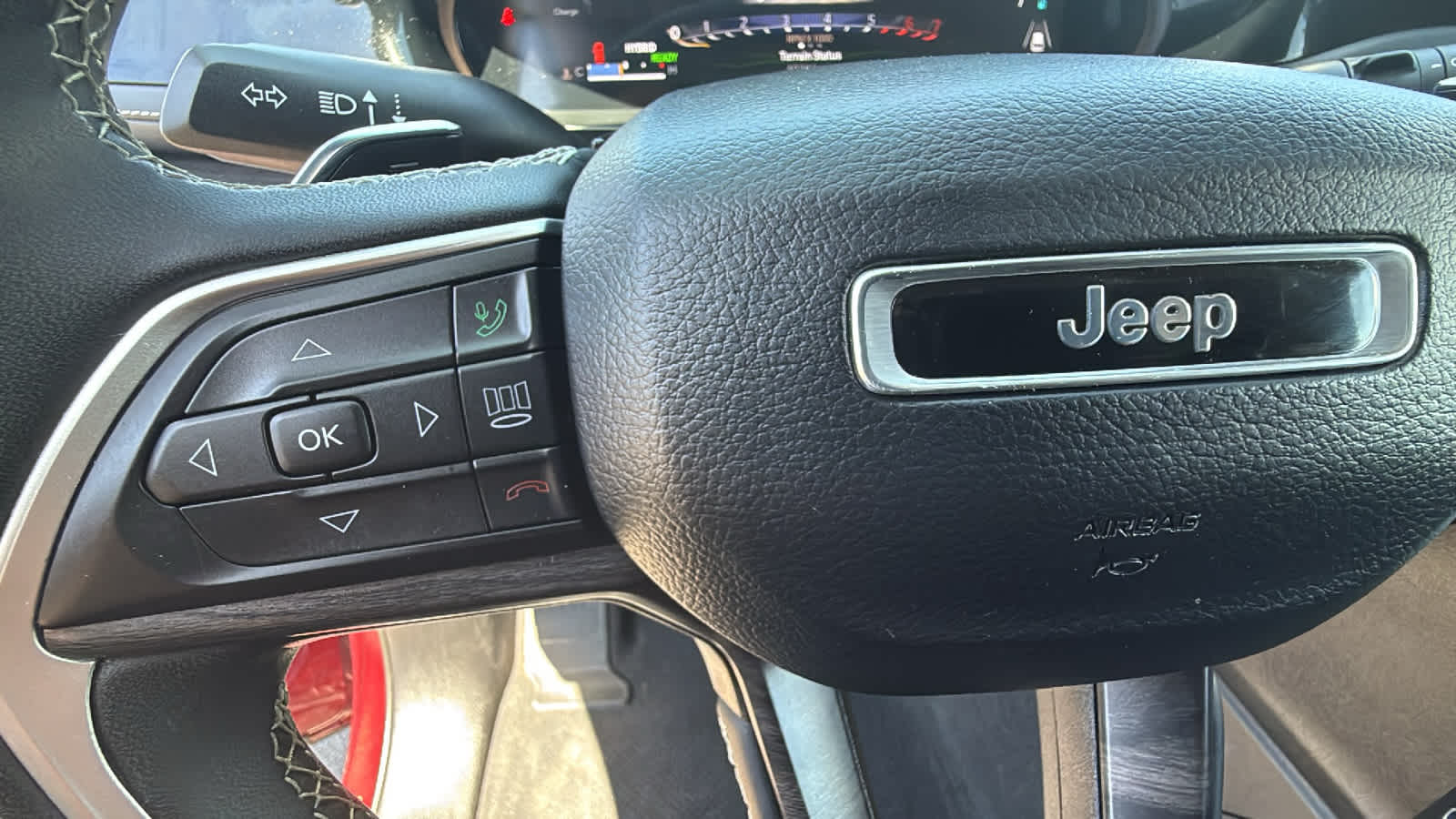 Thumbnail: 2023 Jeep Grand Cherokee - 20