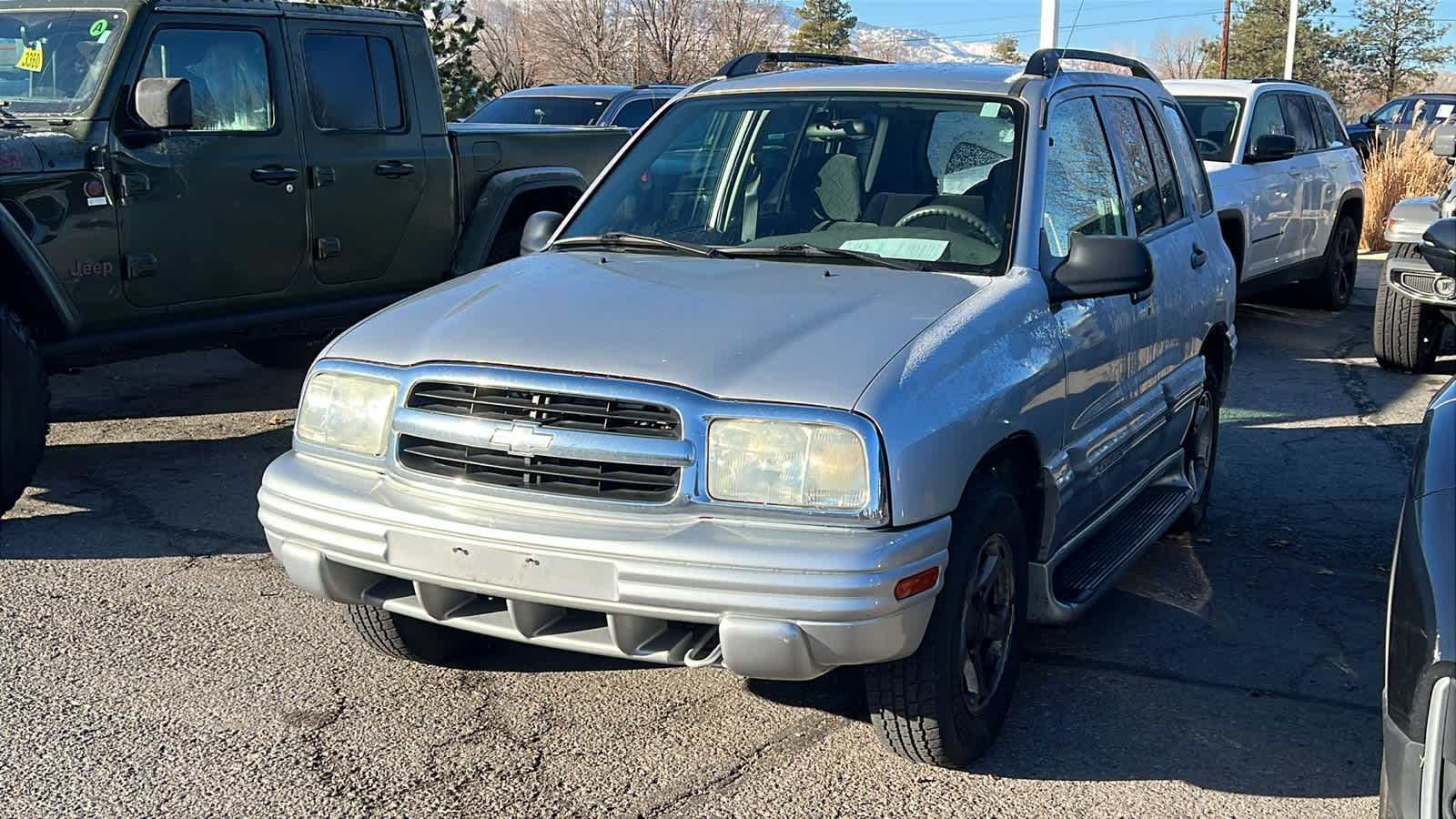 2001 Chevrolet Tracker LT's photo