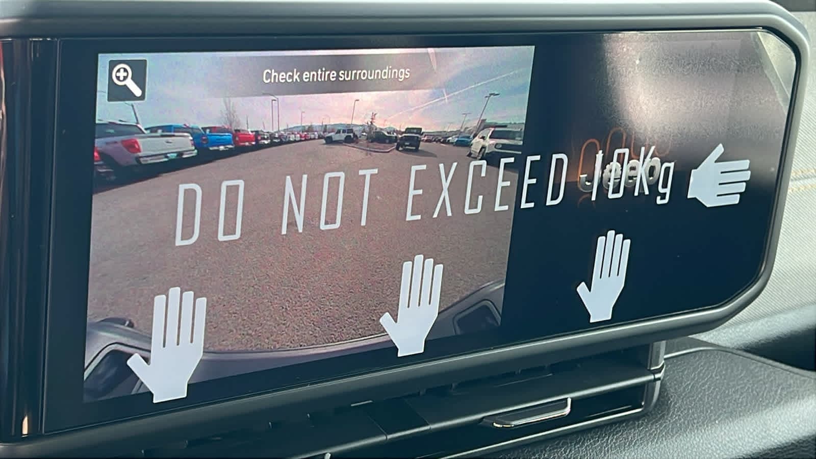 Thumbnail: 2026 Jeep Gladiator - 16