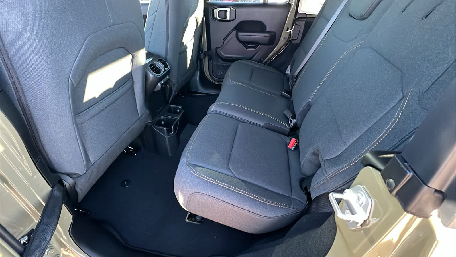 Thumbnail: 2026 Jeep Wrangler - 24