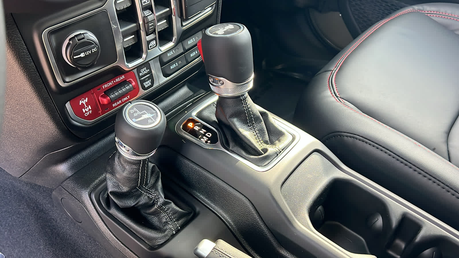 Thumbnail: 2026 Jeep Wrangler - 13