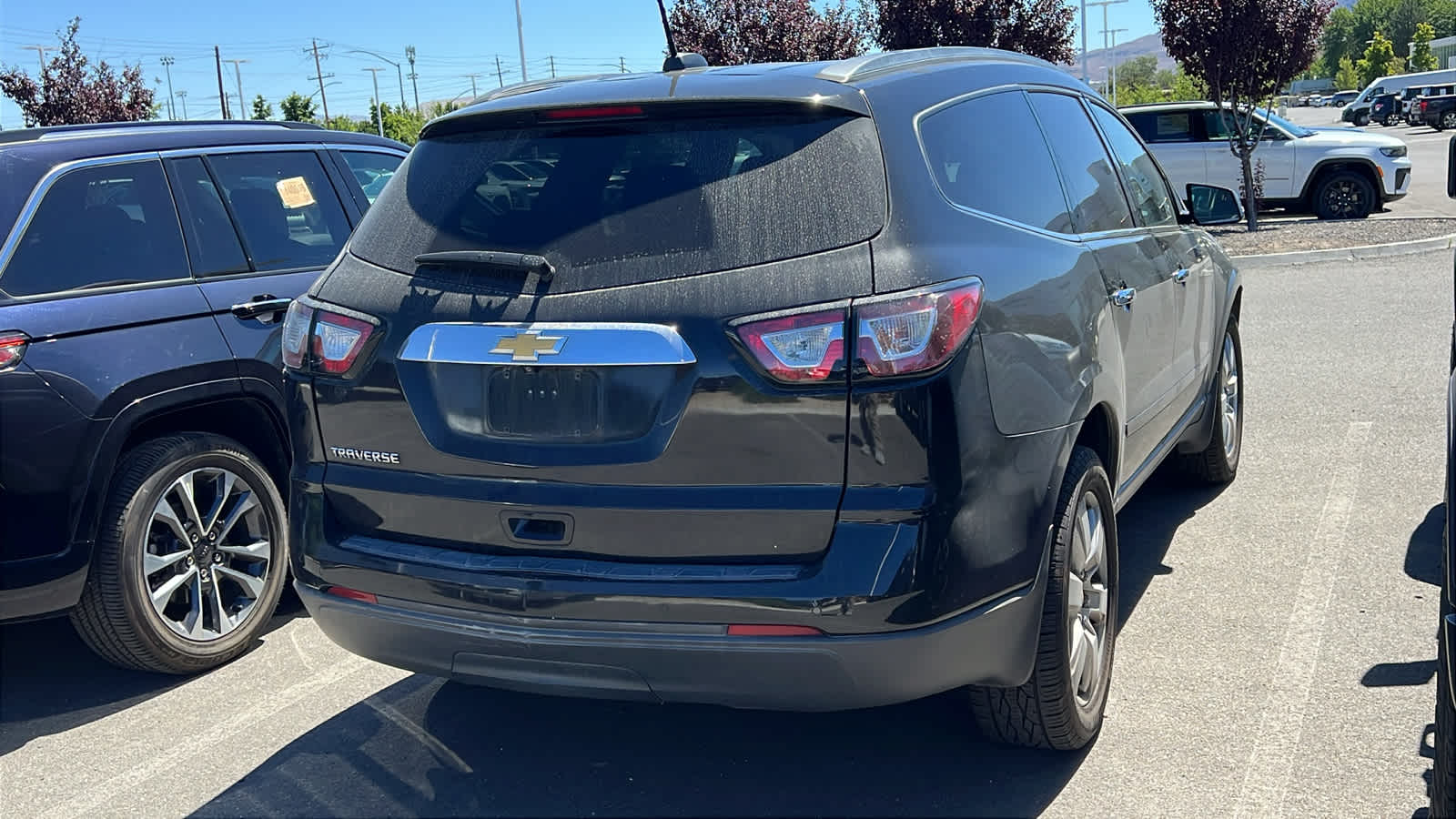 Thumbnail: 2017 Chevrolet Traverse - 6