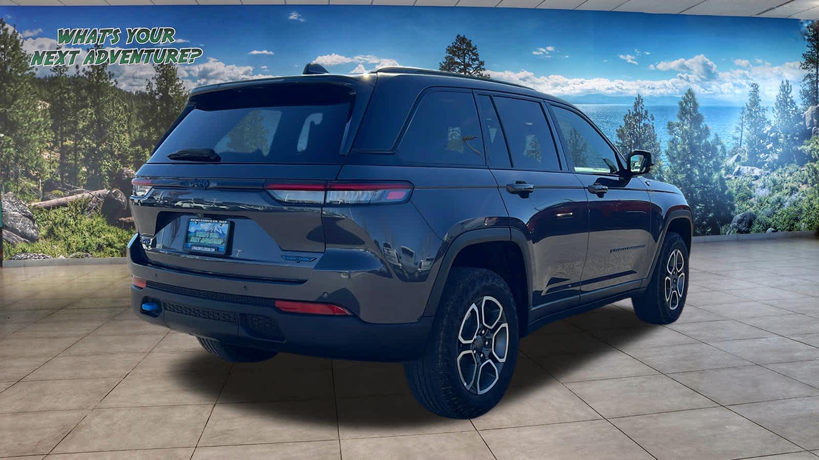 Thumbnail: 2022 Jeep Grand Cherokee - 5