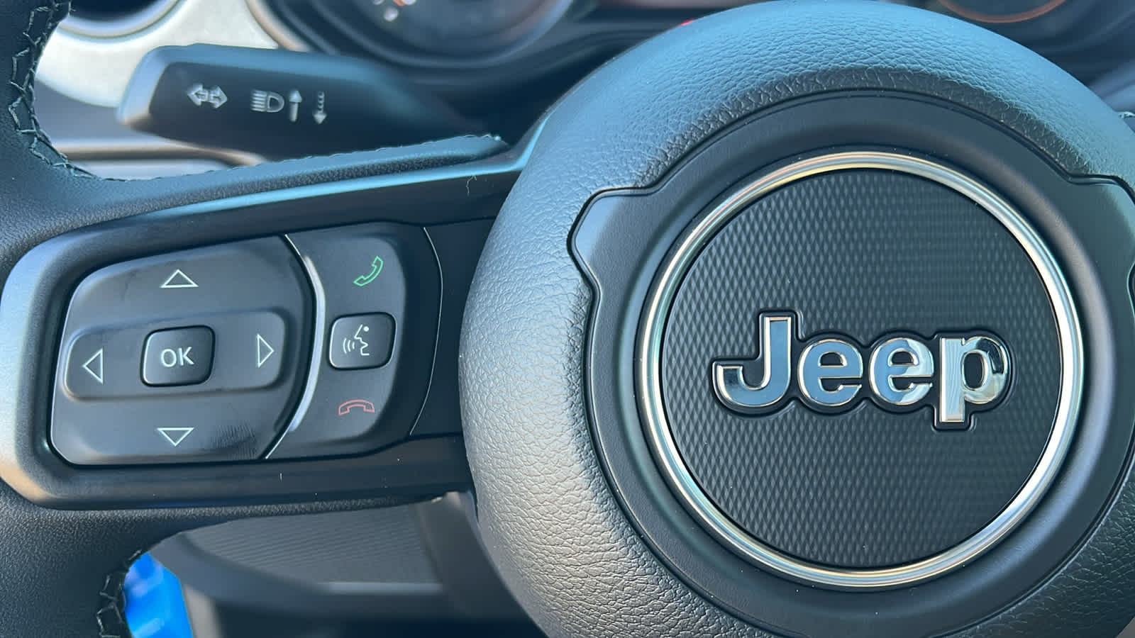 Thumbnail: 2026 Jeep Gladiator - 19