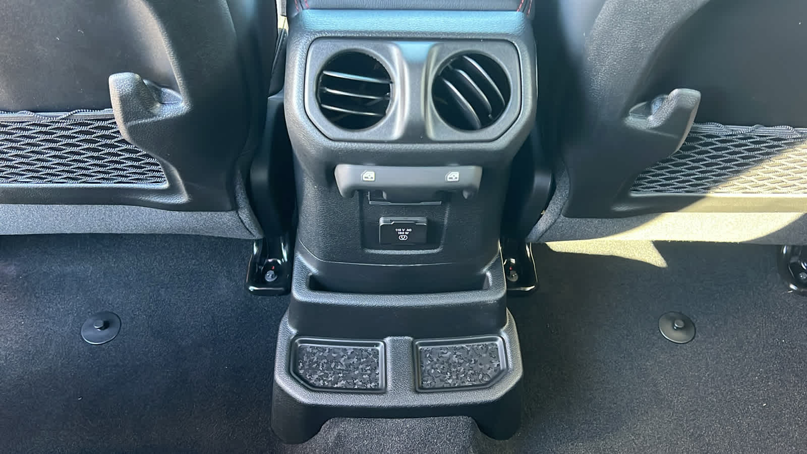 Thumbnail: 2026 Jeep Wrangler - 25