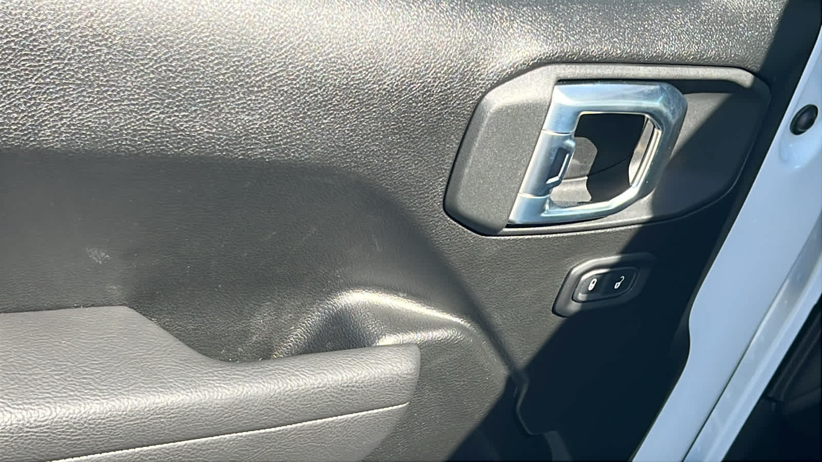 Thumbnail: 2026 Jeep Wrangler - 22