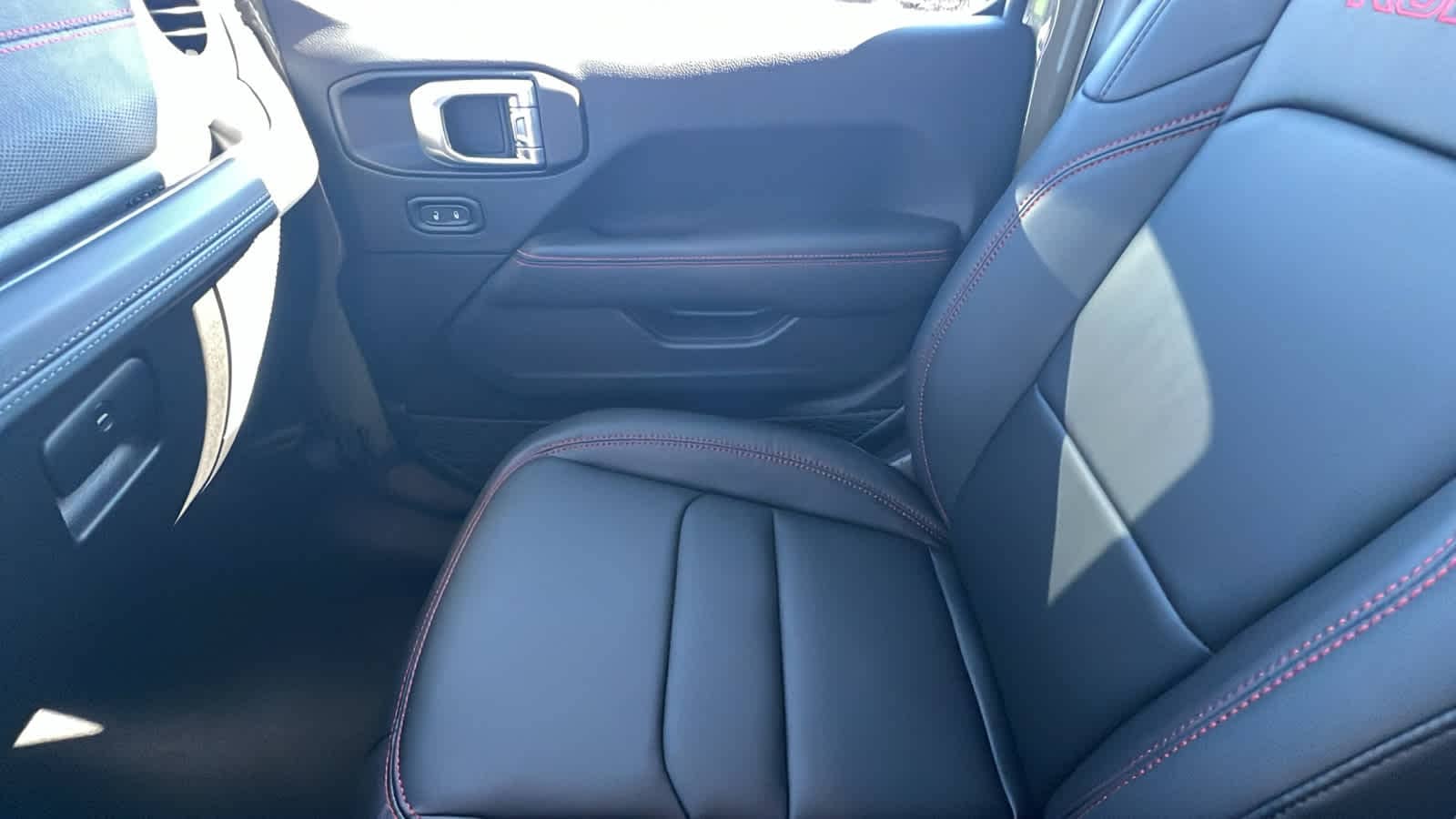 Thumbnail: 2026 Jeep Wrangler - 12