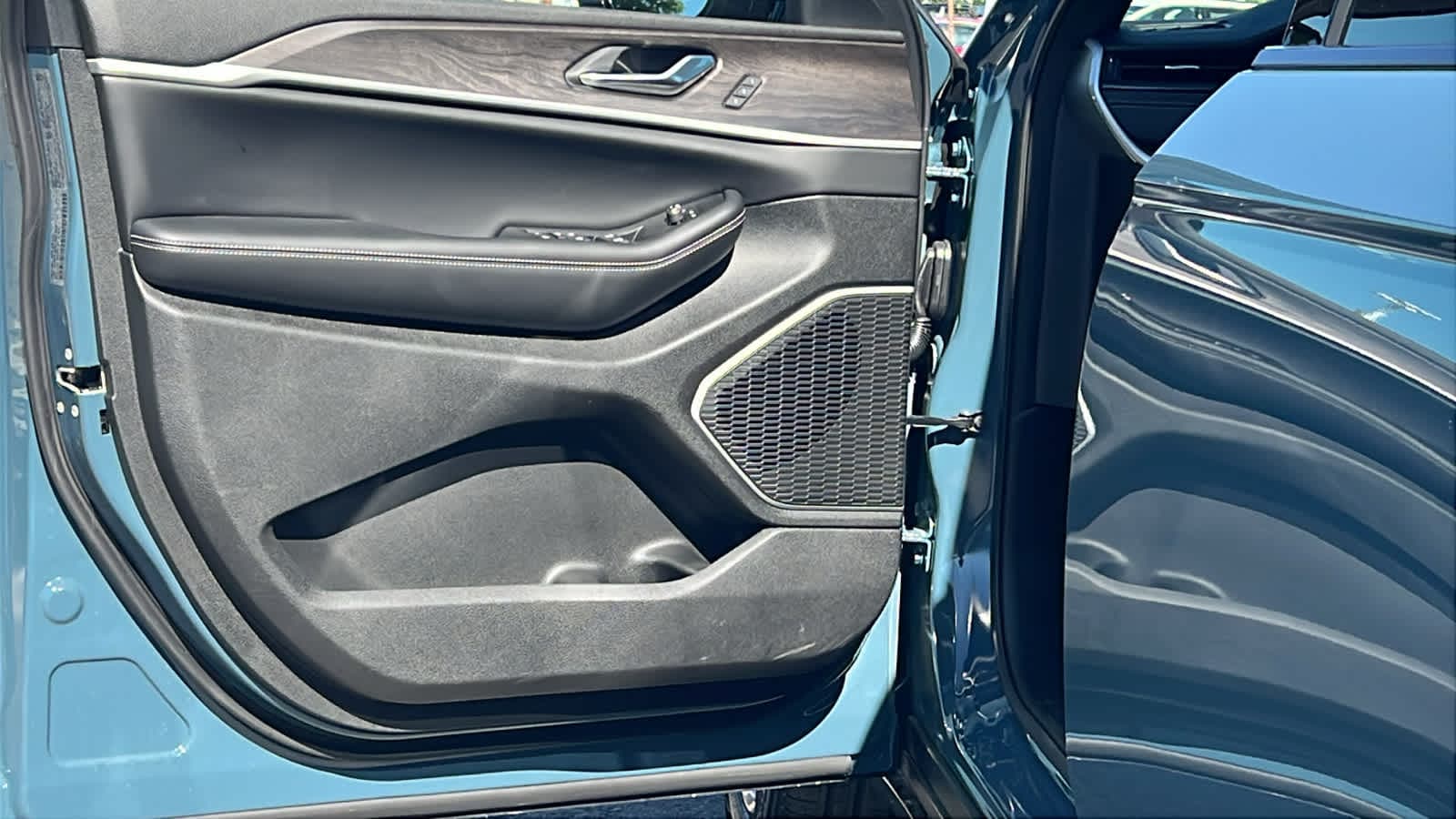 Thumbnail: 2026 Jeep Grand Cherokee L - 23
