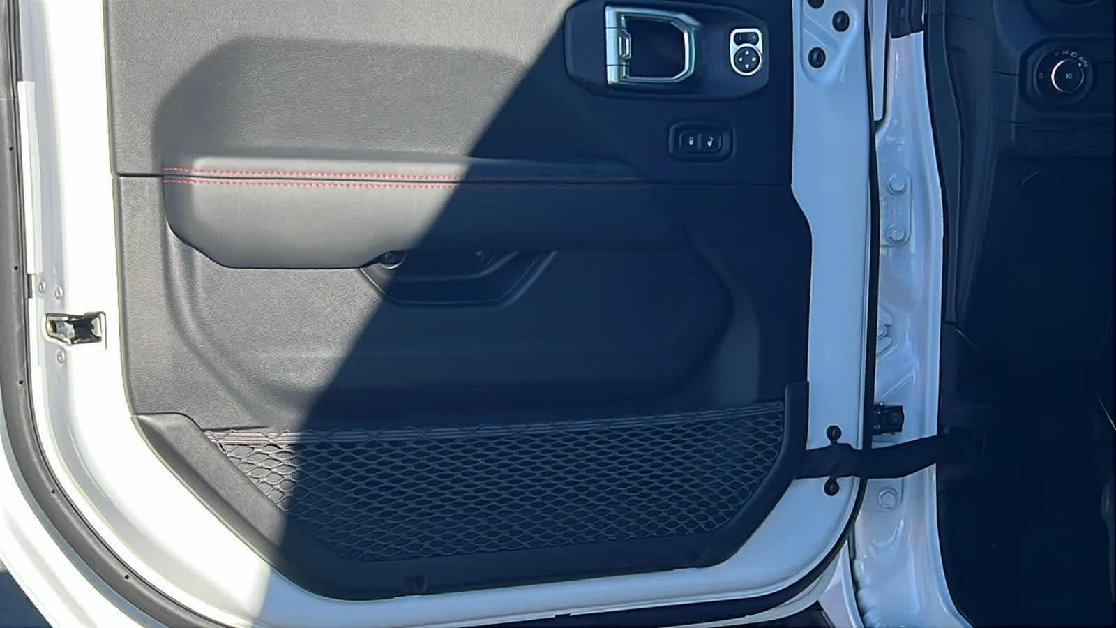 Thumbnail: 2026 Jeep Wrangler - 23