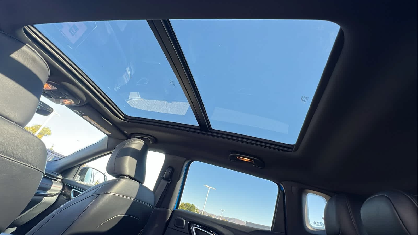 Thumbnail: 2026 Jeep Compass - 32