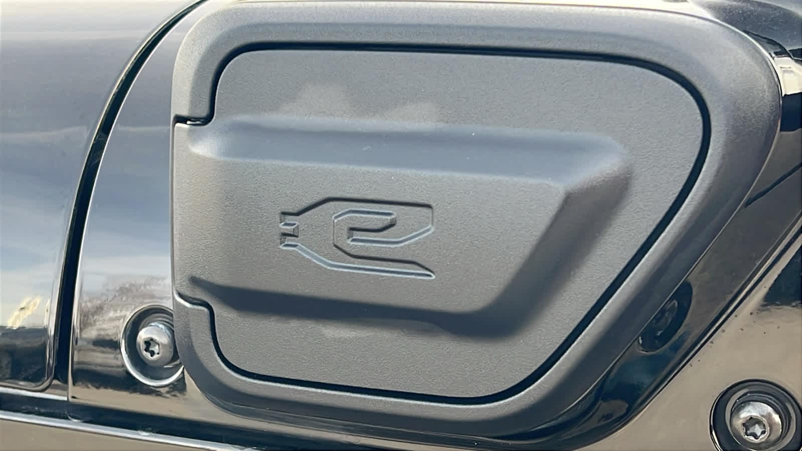 Thumbnail: 2021 Jeep Wrangler - 31