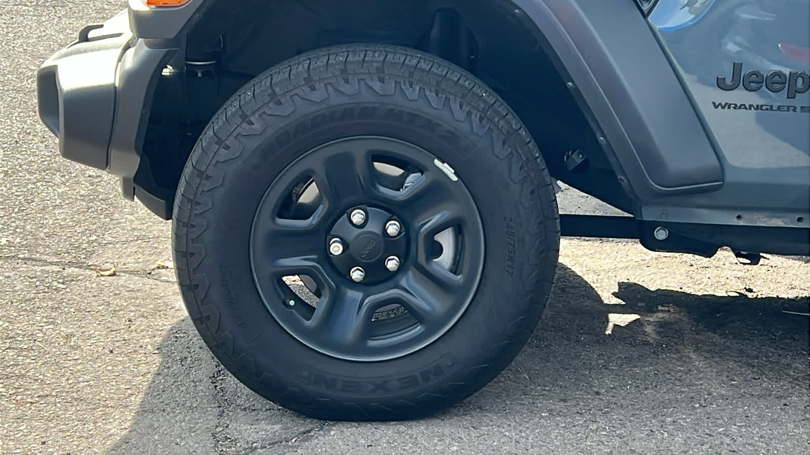 Thumbnail: 2024 Jeep Wrangler - 9