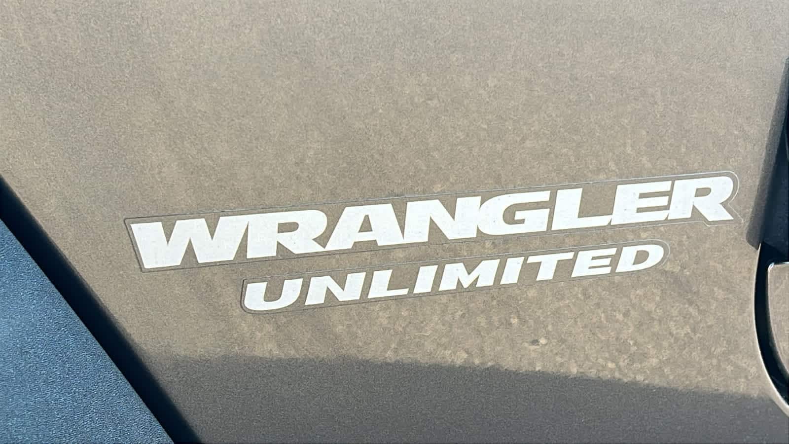 Thumbnail: 2017 Jeep Wrangler - 27