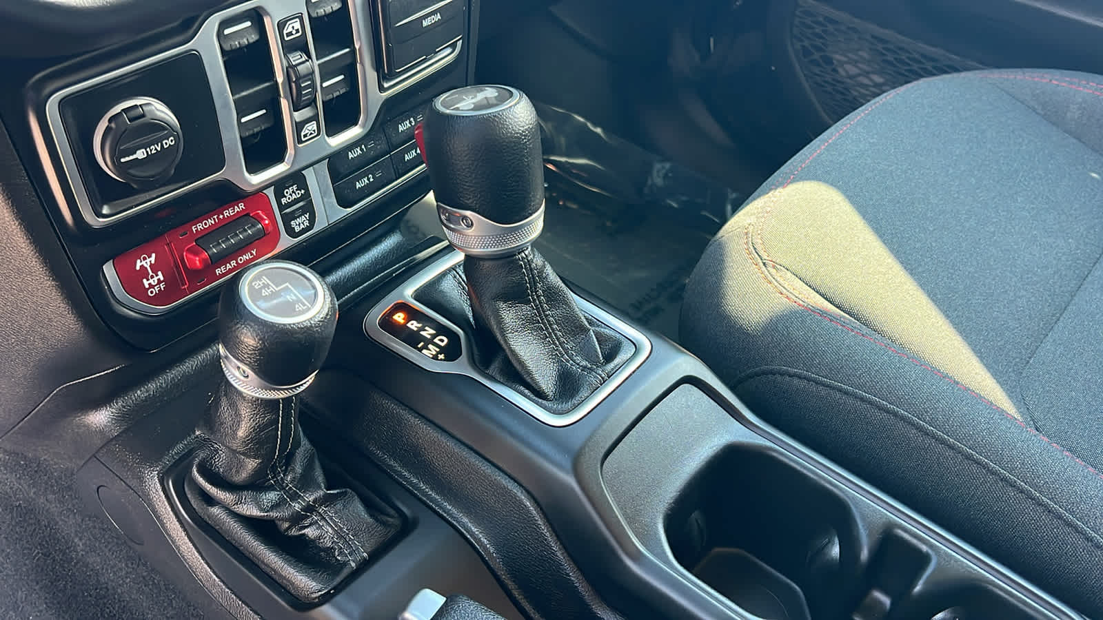 Thumbnail: 2024 Jeep Wrangler - 13