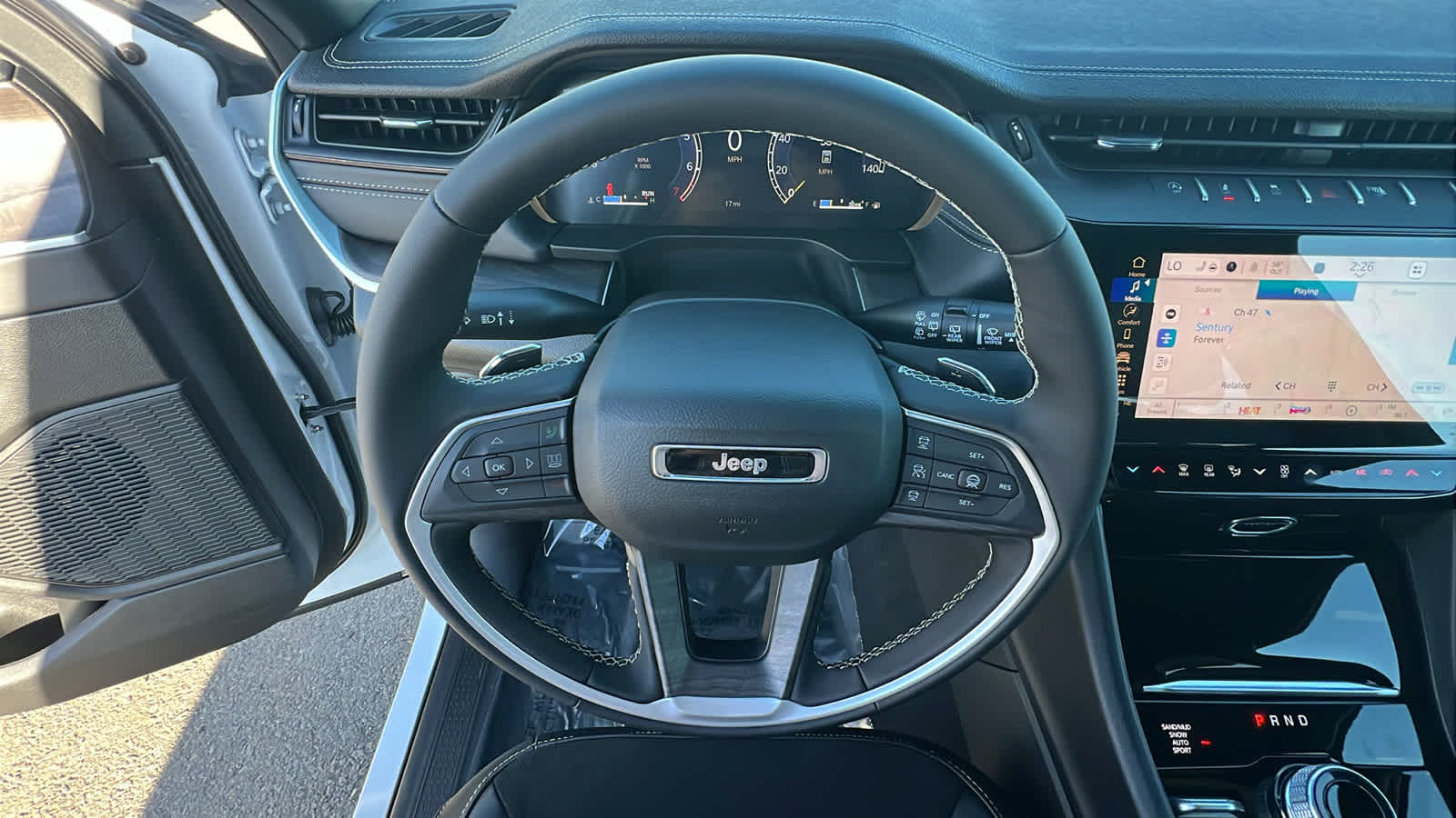 Thumbnail: 2026 Jeep Grand Cherokee - 18