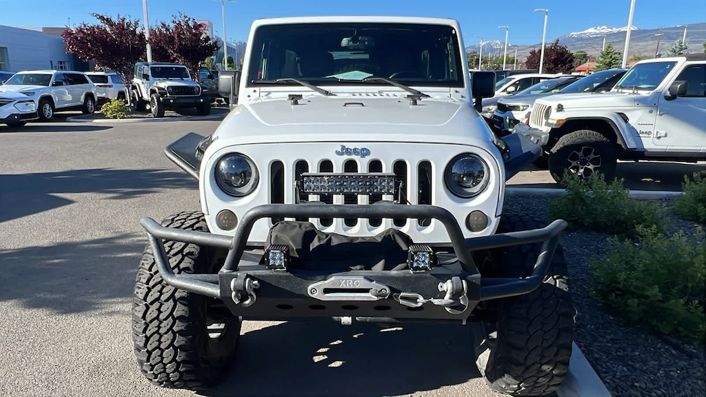 Used 2015 Jeep Wrangler Unlimited Rubicon SUV