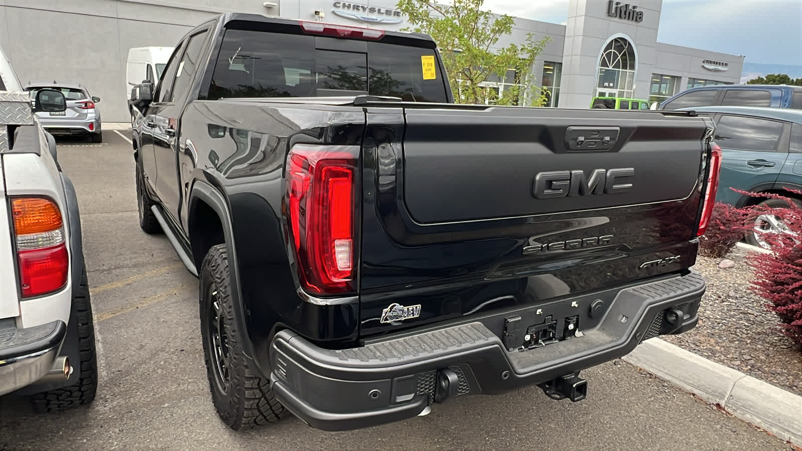 Thumbnail: 2025 GMC Sierra 1500 - 9
