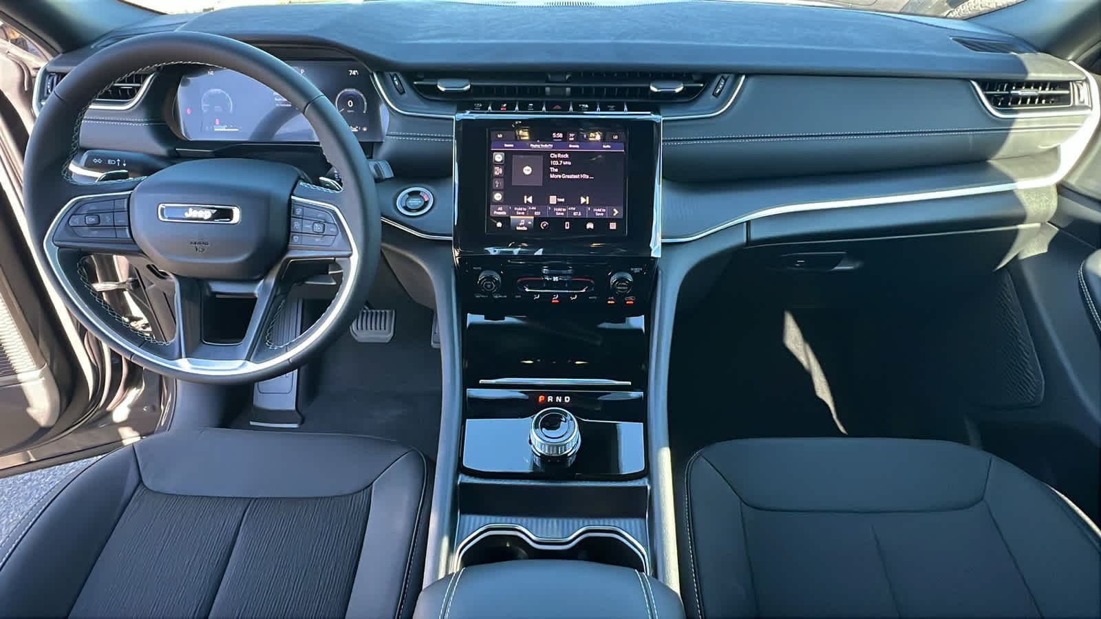 Thumbnail: 2025 Jeep Grand Cherokee - 26