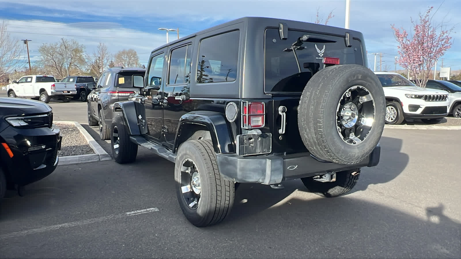 Thumbnail: 2013 Jeep Wrangler - 7