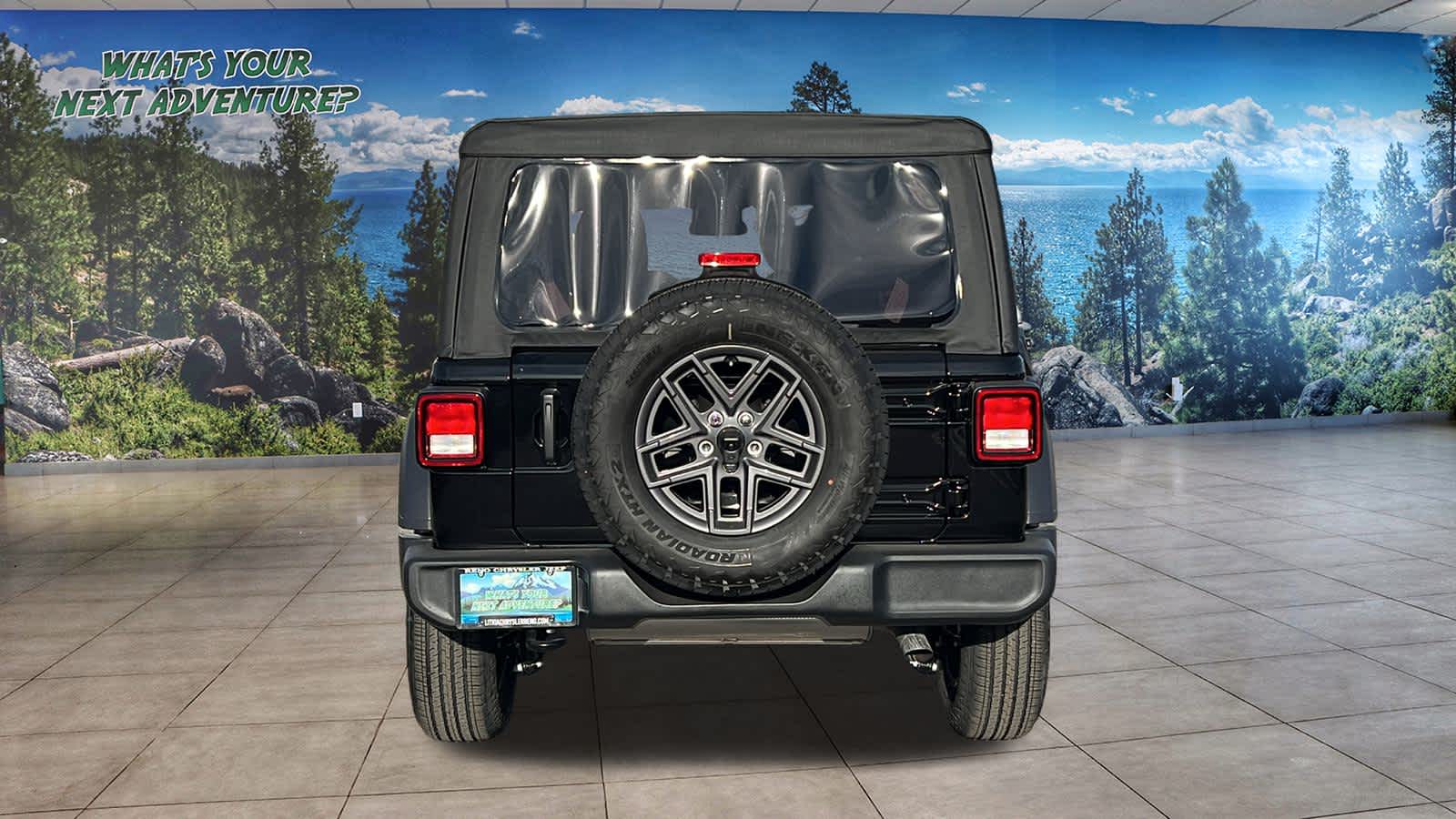 Thumbnail: 2025 Jeep Wrangler - 5