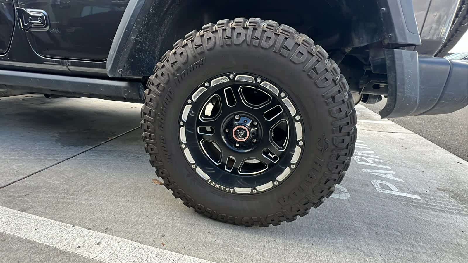 Thumbnail: 2025 Jeep Wrangler - 9