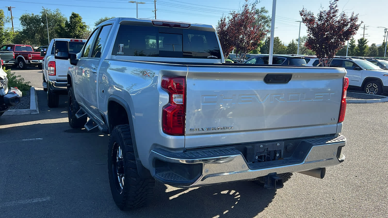 Thumbnail: 2020 Chevrolet Silverado 2500 - 8