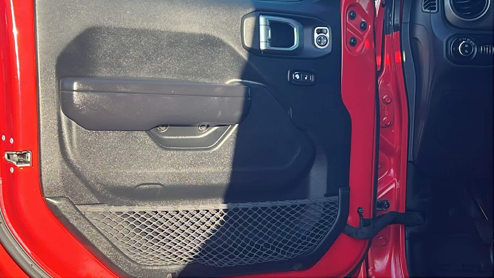 Thumbnail: 2020 Jeep Gladiator - 23