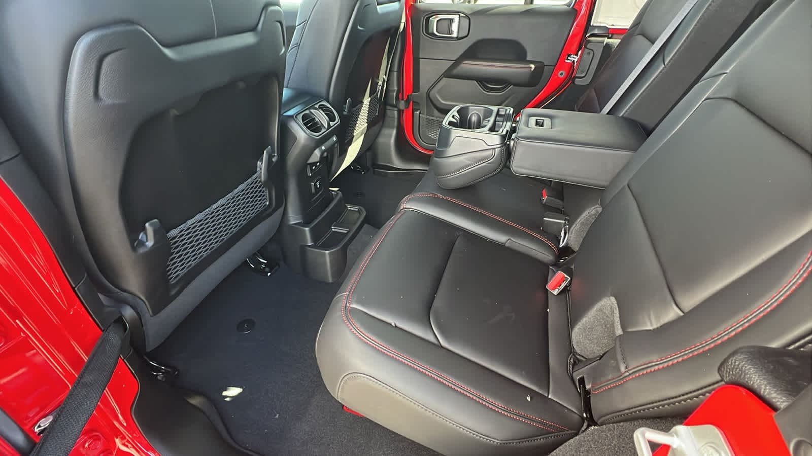 Thumbnail: 2026 Jeep Wrangler - 24