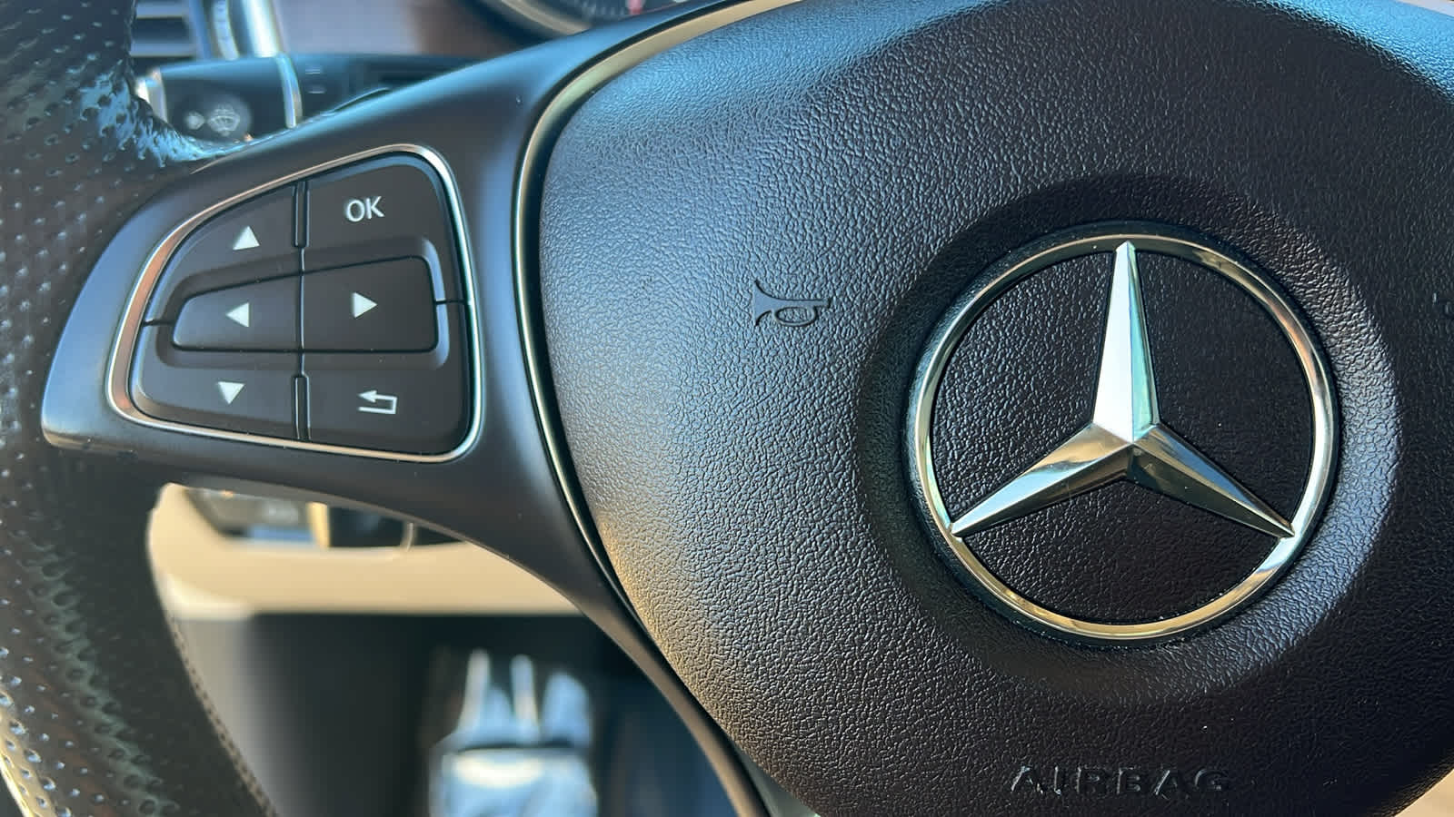 Thumbnail: 2018 Mercedes-Benz GLE - 19