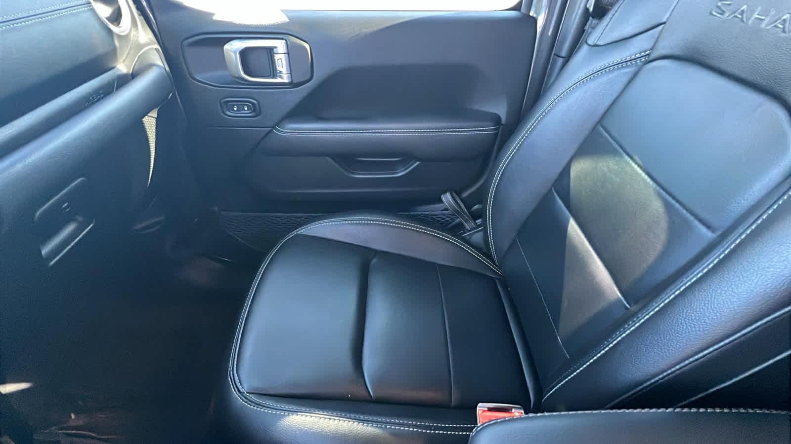 Thumbnail: 2022 Jeep Wrangler - 12