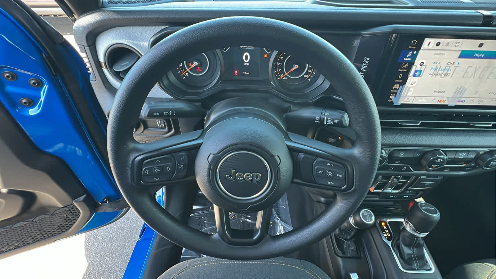 2025 Jeep Gladiator Nighthawk 18