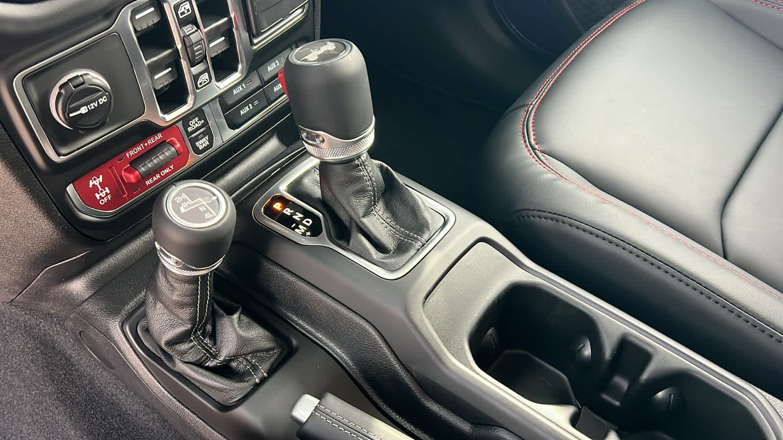 Thumbnail: 2026 Jeep Wrangler - 13