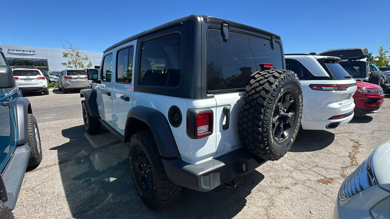 Thumbnail: 2021 Jeep Wrangler - 7