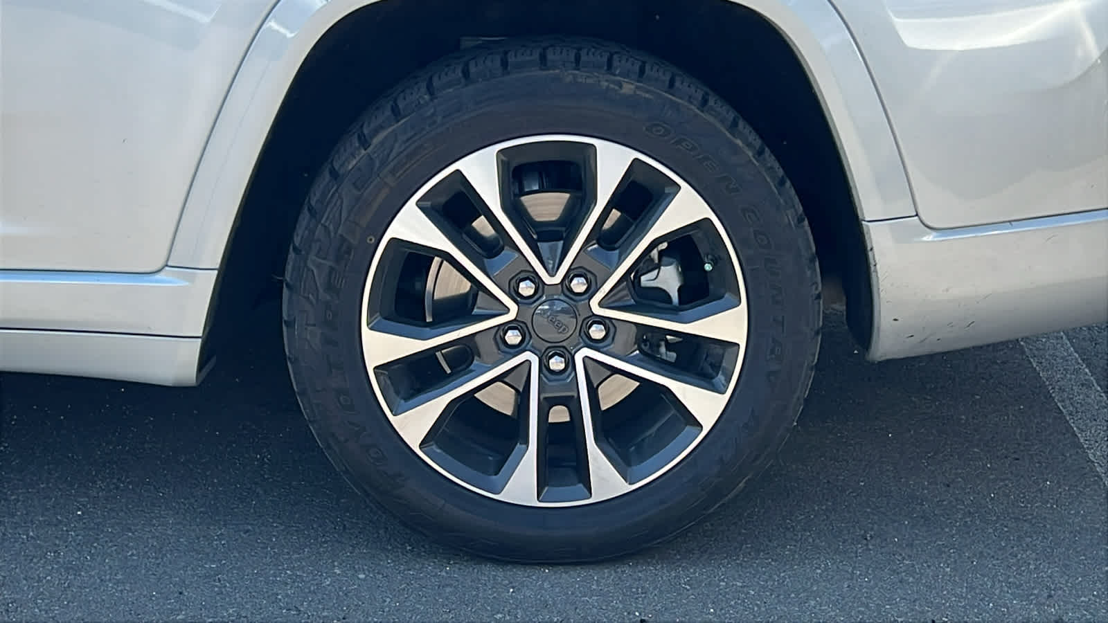 Thumbnail: 2021 Jeep Grand Cherokee L - 9