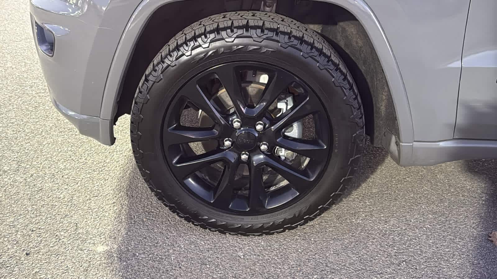 Thumbnail: 2020 Jeep Grand Cherokee - 9