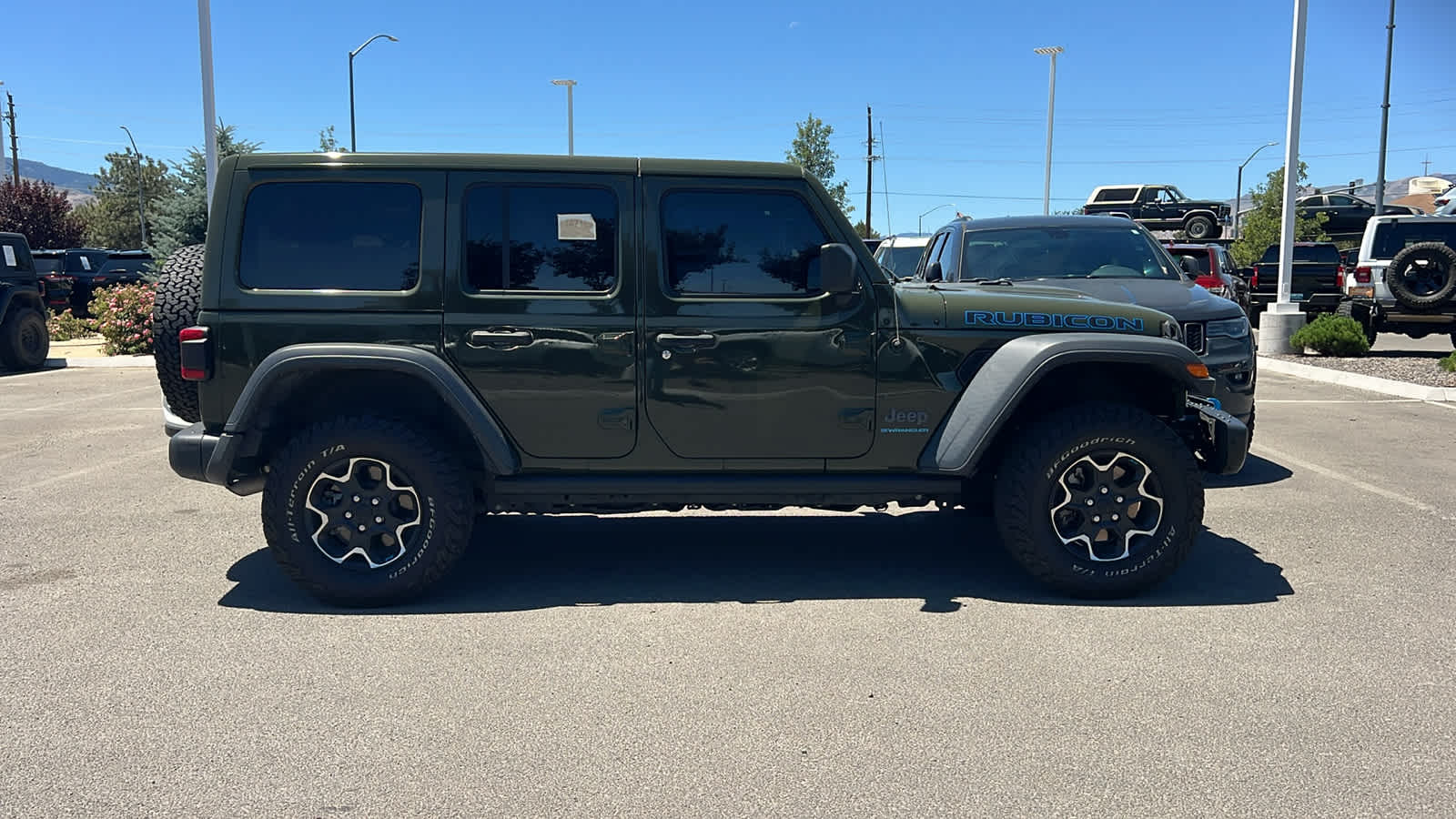 Thumbnail: 2023 Jeep Wrangler - 4