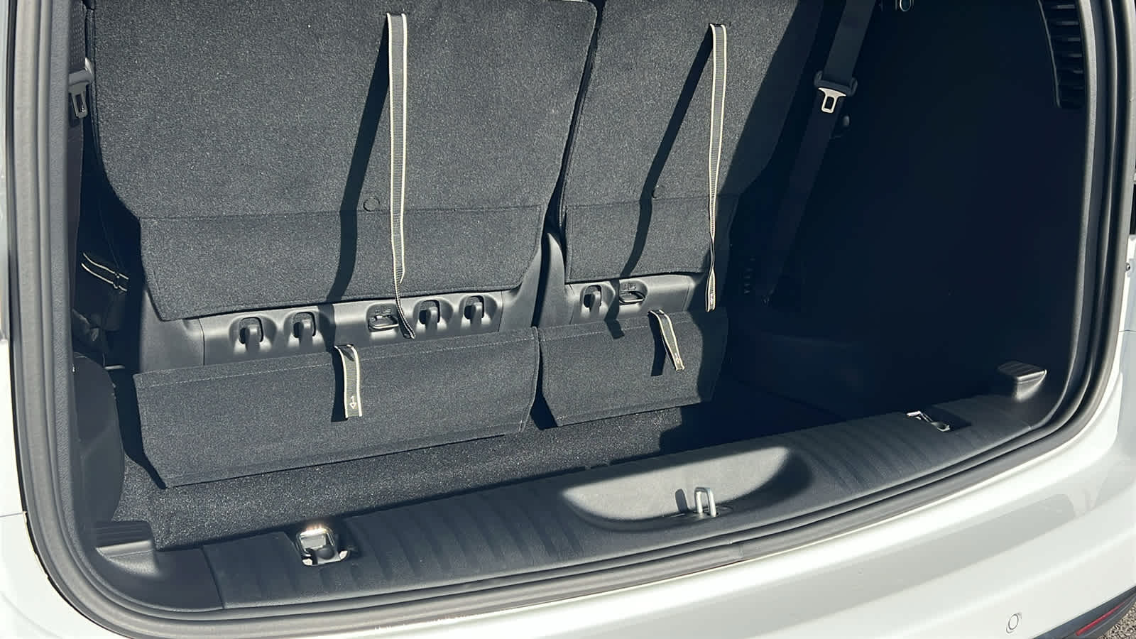 Thumbnail: 2026 Chrysler Pacifica - 27