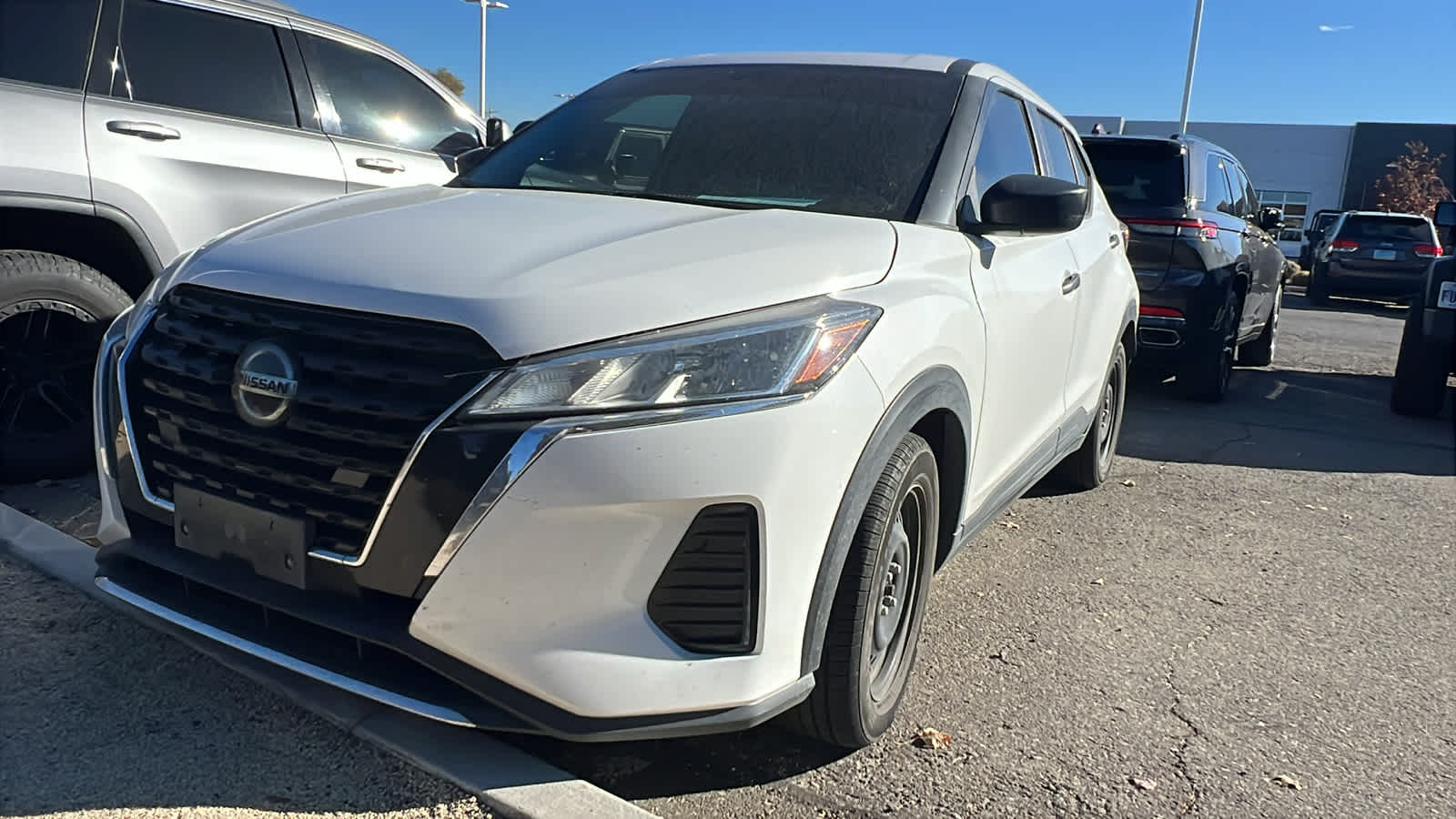 Thumbnail: 2021 Nissan Kicks - 1