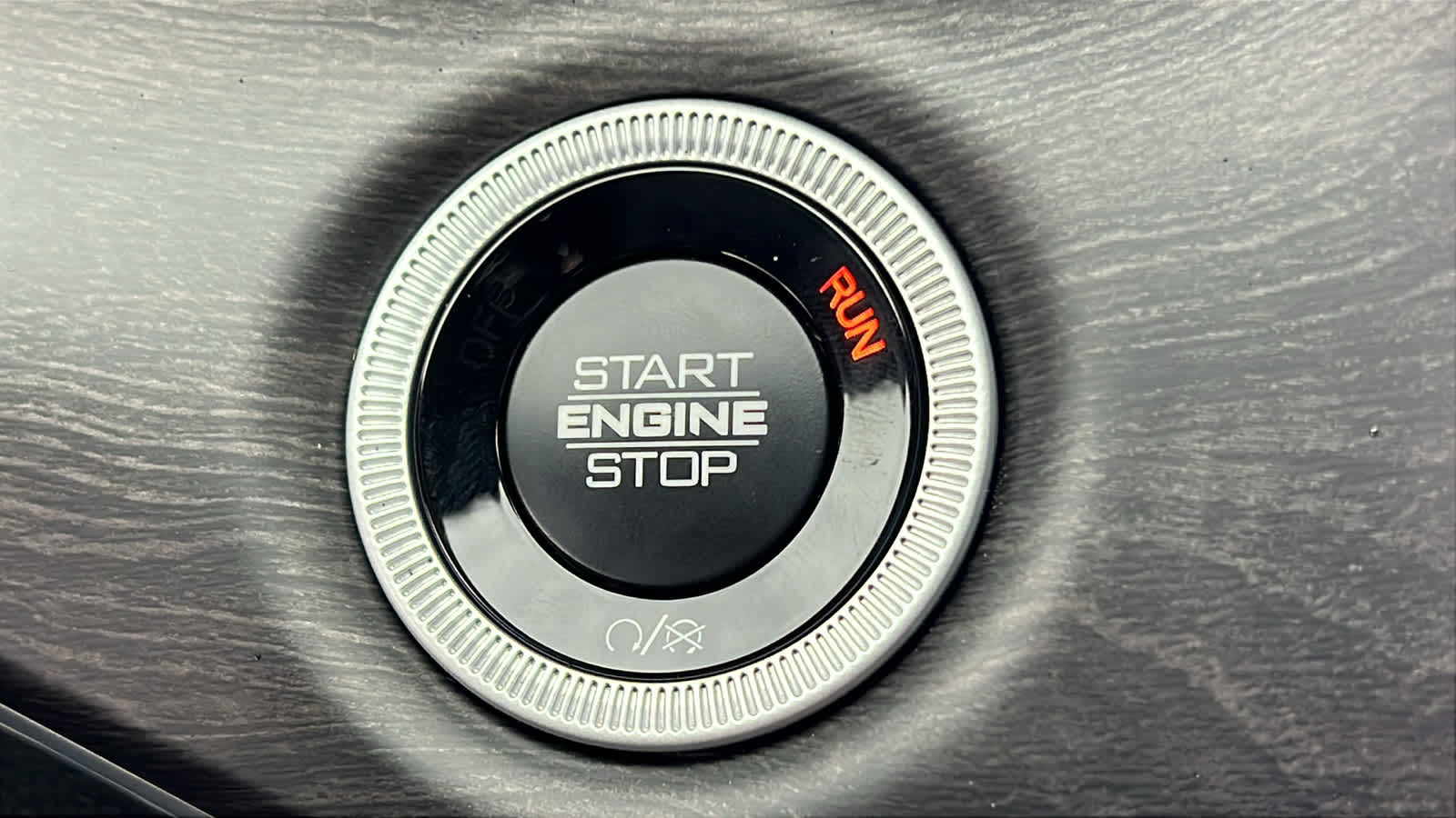 Thumbnail: 2025 Jeep Grand Cherokee - 17