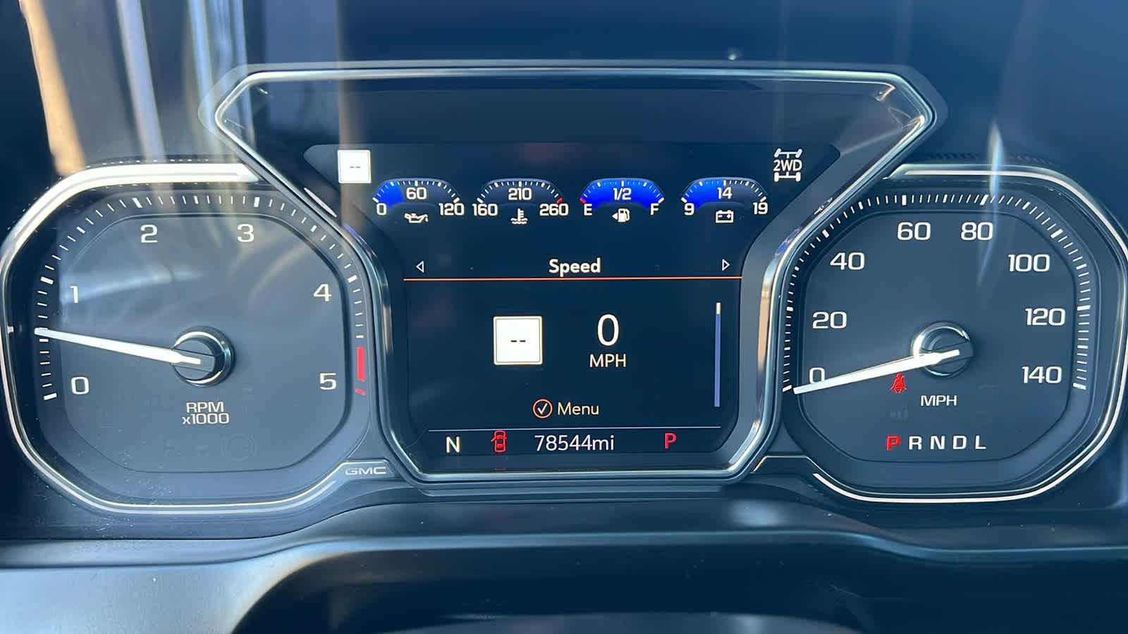 Thumbnail: 2022 GMC Sierra 2500 - 21